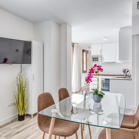 Donato Vista Mar By Croma Estepona